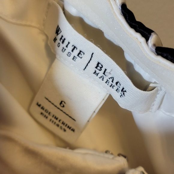 White House Black Market Halter Top Size 6​ - Picture 3 of 3